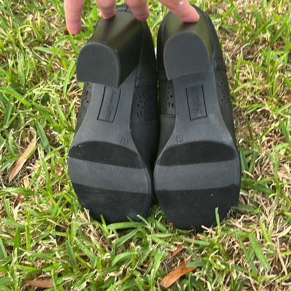 American Eagle Peep Toe Booties - Picture 2 of 5